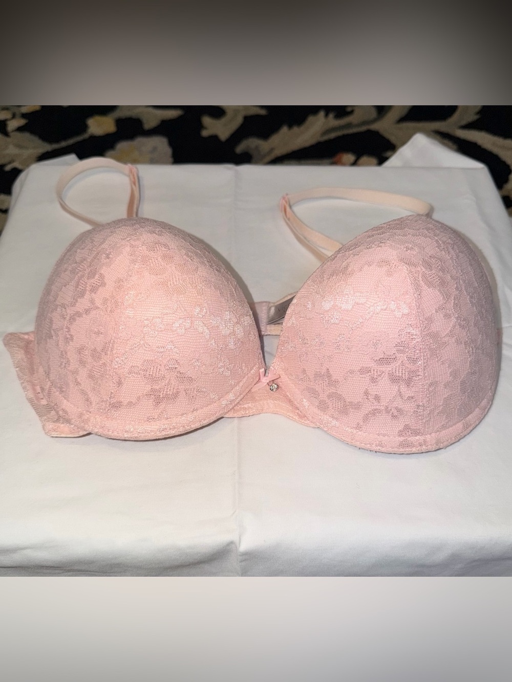 Victoria's Secret Light Pink Lace Push-Up Bra